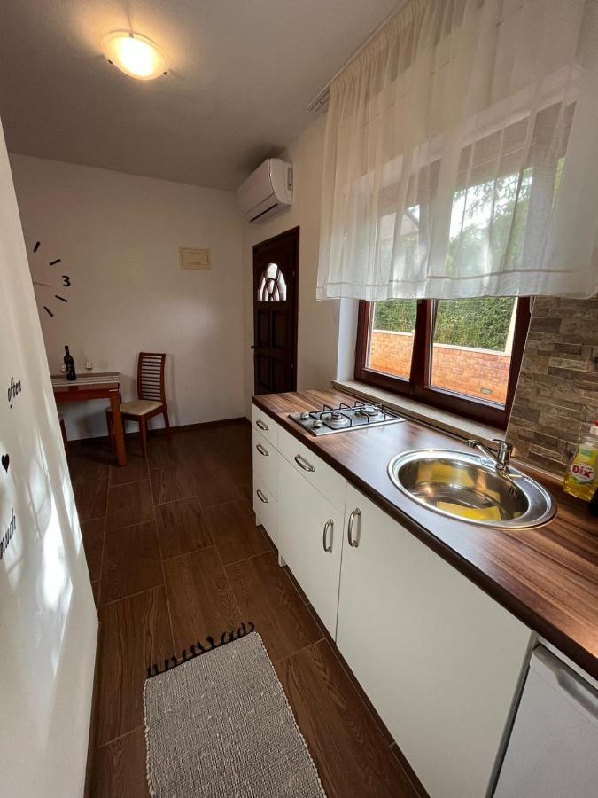 Studio Apartman San 3 Liznjan Ngoại thất bức ảnh