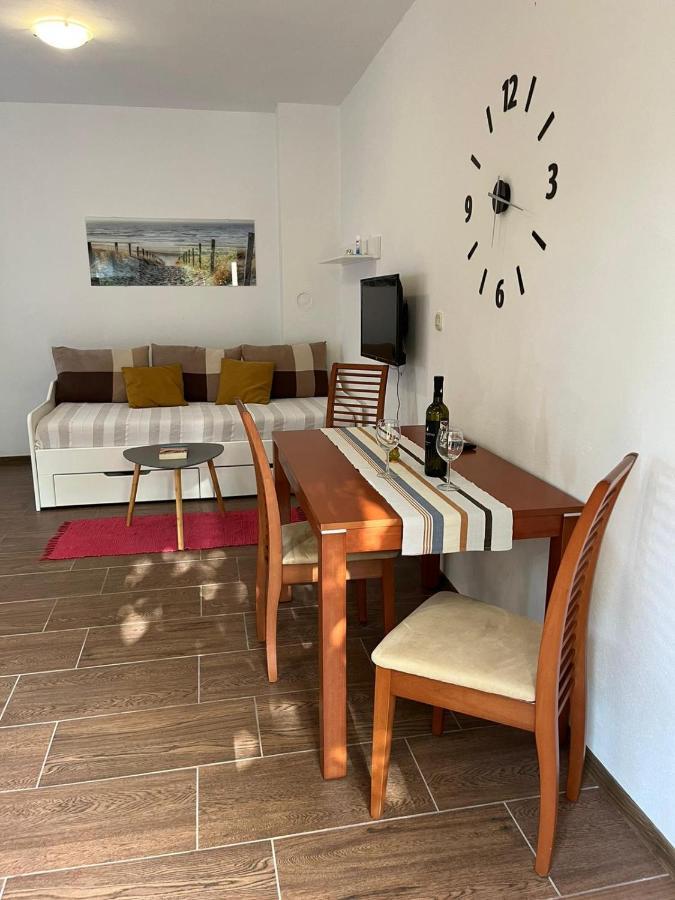 Studio Apartman San 3 Liznjan Ngoại thất bức ảnh