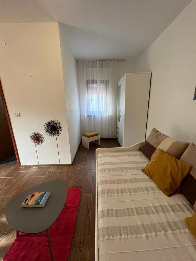 Studio Apartman San 3 Liznjan Ngoại thất bức ảnh