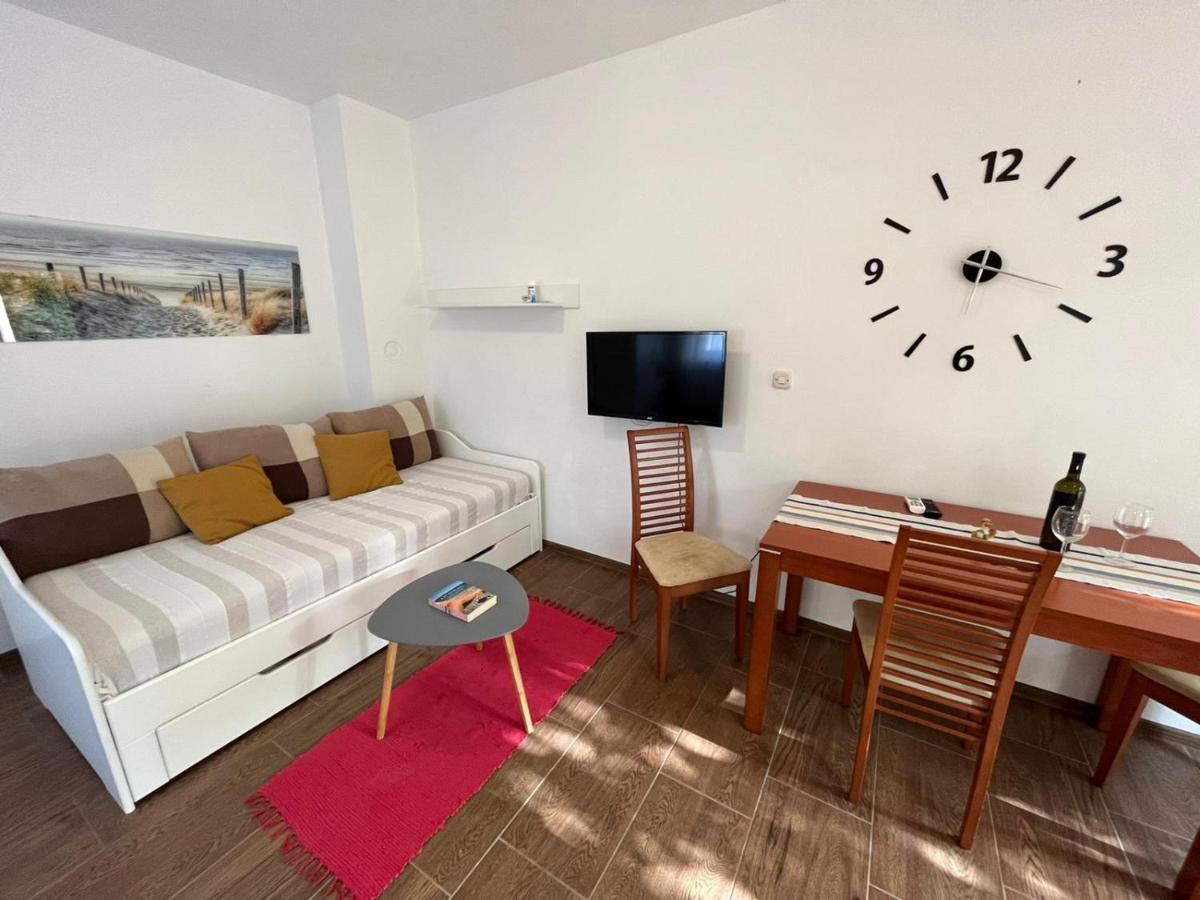 Studio Apartman San 3 Liznjan Ngoại thất bức ảnh